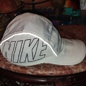 Nike AW84 Dri-Fit Black/White Cap